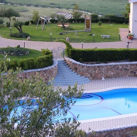 Tenuta Su Vrau Посада Экстерьер фото