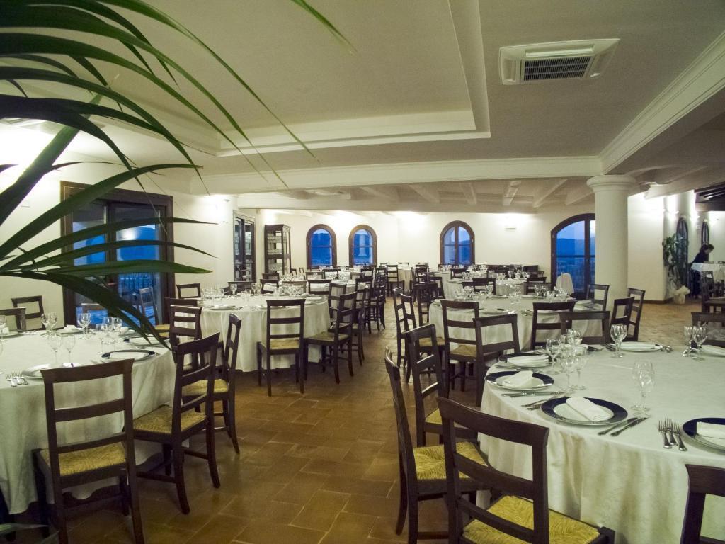 Tenuta Su Vrau Посада Экстерьер фото